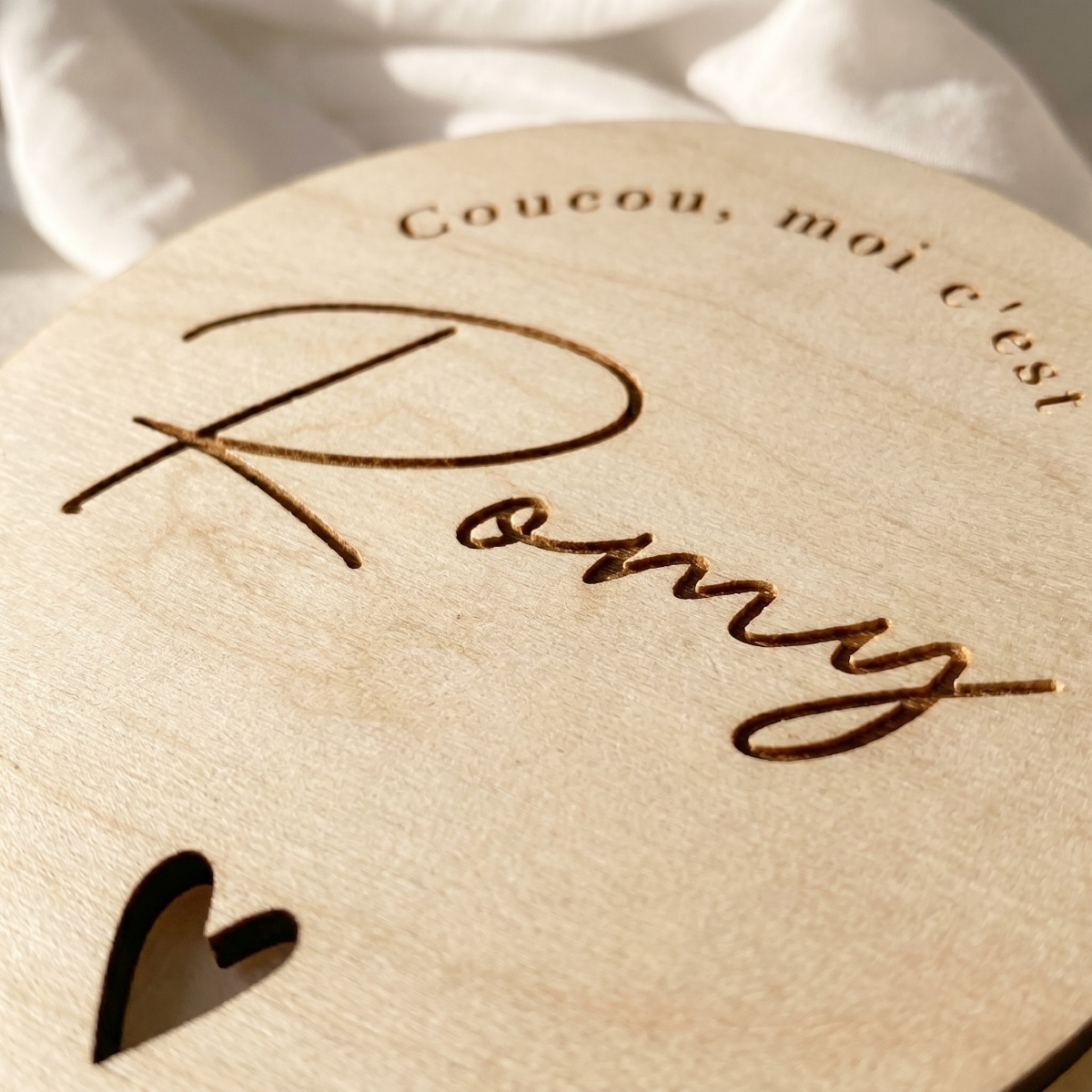 Custom Round Wooden Name Plaqu - Woodworking Laser ulasan dan harga